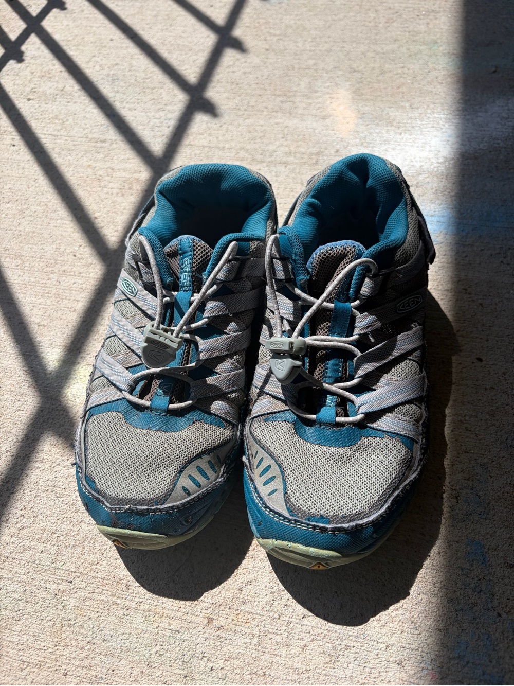 Women’s Keen Teal and Gray Trail Sneakers